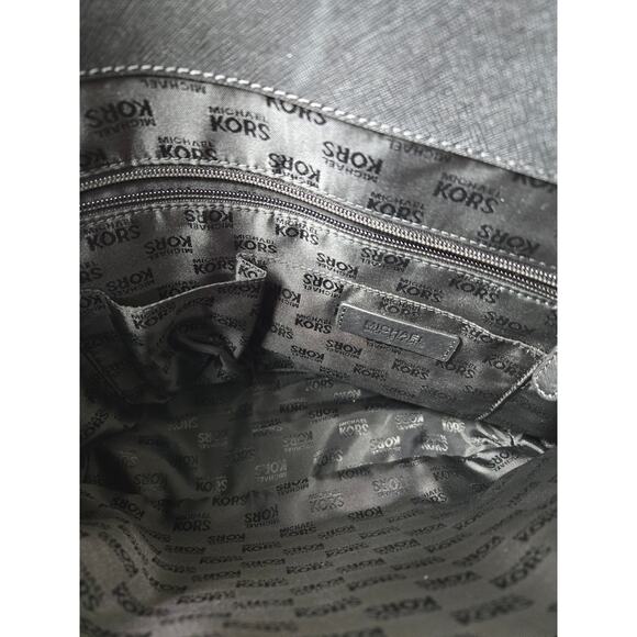 Michael Kors Black Jet Set Purse Large Patent Leather Pocket Minimalist Tote - Picture 9 of 11